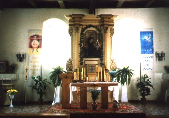 Bild aus dem inneren der Kirche von Stolzenberg